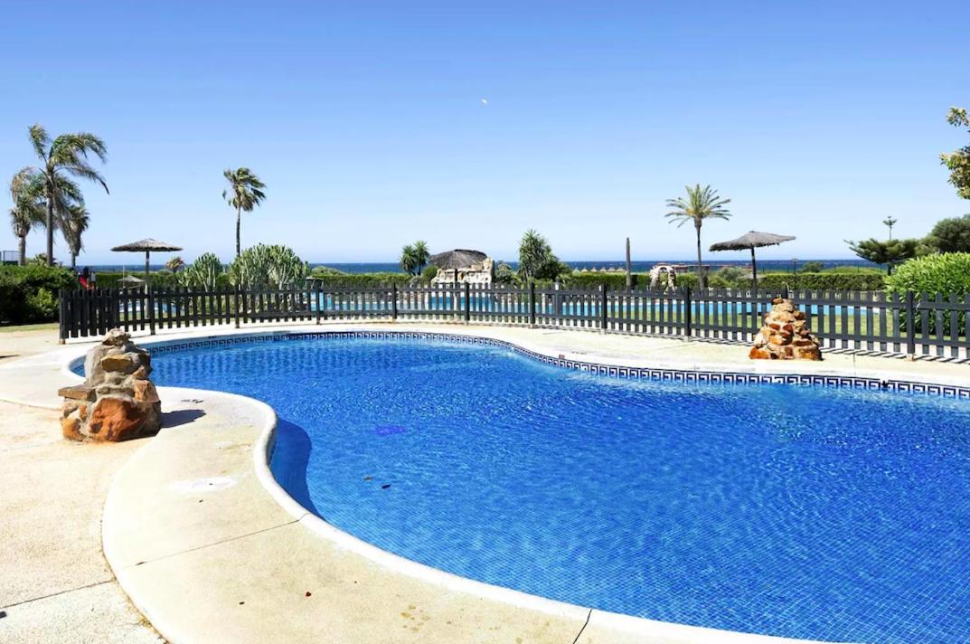 Semifrontal Con Vistas A Pie De Playawifi Apartment Захара де лос Атунес Екстериор снимка